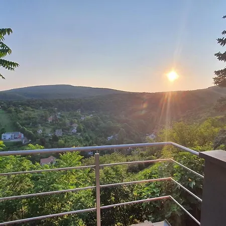 Modern Cottage, Views And A Jacuzzi Pécs Exterior photo